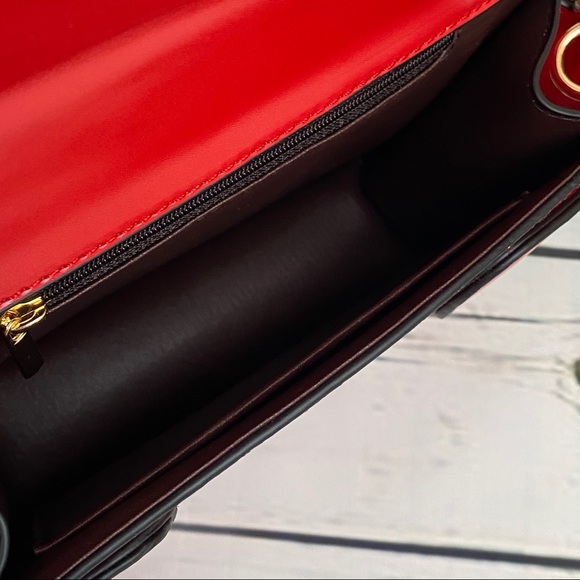 Beautiful Red Pearl Studded Bee Crossbody Purse - Picture 12 of 16